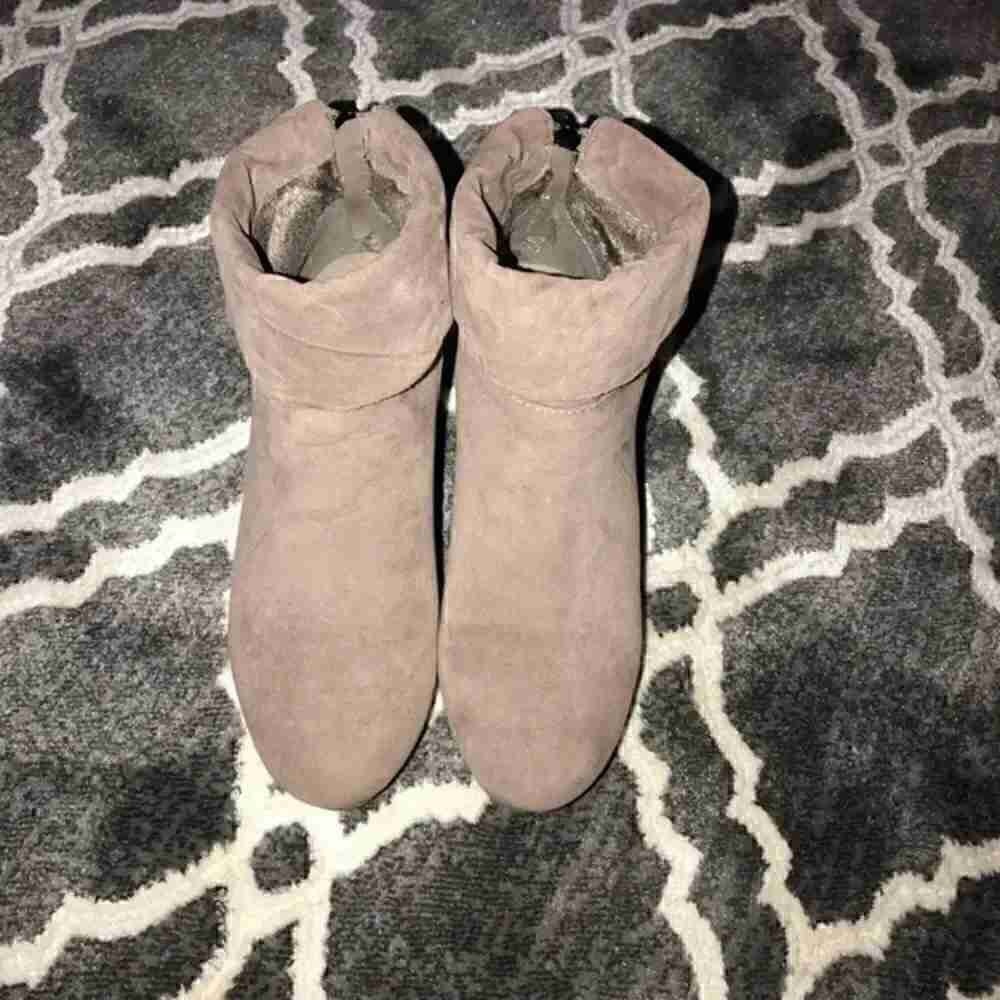 Women's Tan Ankle Boots - Picture 3 of 4